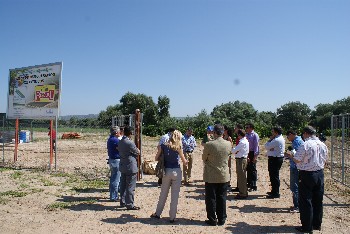 DIPUTADOS DEL PARLAMENTO ANDALUZ Y EL DELEGADO DE AGRICULTURA Y PESCA VISITAN EL CAMPO DEMOSTRACIÓ