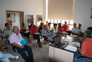 El GDR adopta un acuerdo instando a la administración a que ponga en marcha el tren de cercanías